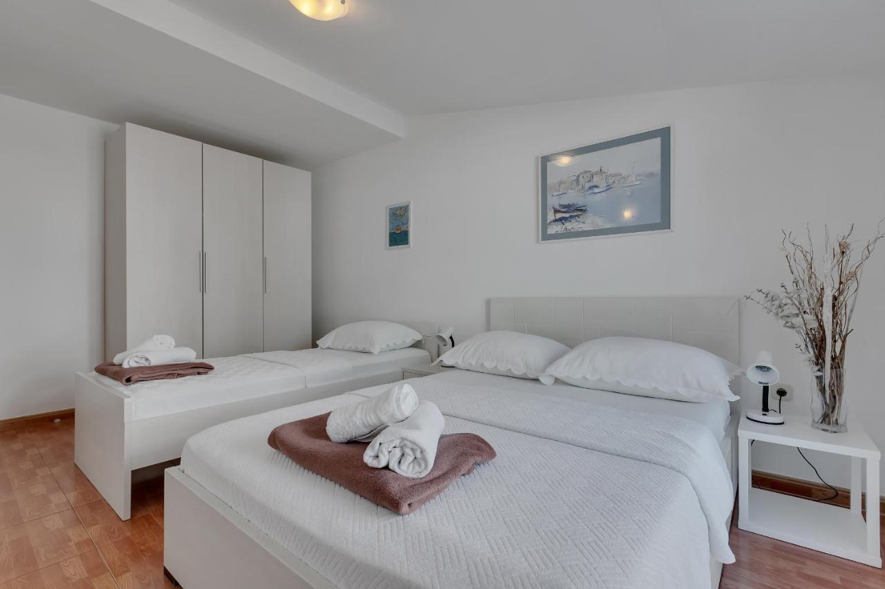 Apartman Sara Baska Voda Exterior photo